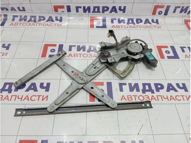 Стеклоподъемник электрический задний правый Kia Sorento (BL) 834023E002