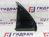 Стекло двери задней правой форточка Kia Sorento (BL) 835713E020