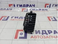 Дефлектор воздушный правый центральный Kia Sorento (BL) 974403E000