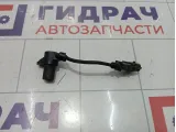 Датчик положения коленвала Kia Sorento (BL) 391804A101