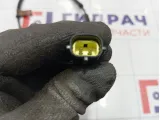 Датчик ABS передний правый Kia Sorento (BL) 956713E010