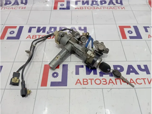 Замок зажигания Kia Sorento (BL) 819053E000