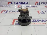 Насос гидроусилителя Kia Sorento (BL) 571003E020