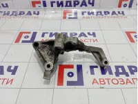 Кронштейн генератора Kia Sorento (BL) 374724A000