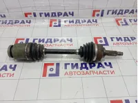 Полуось передняя правая Kia Sorento (BL) 495003E110
