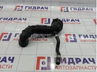 Патрубок воздушного фильтра Kia Sorento (BL) 281303E210