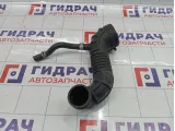 Патрубок воздушного фильтра Kia Sorento (BL) 281303E210