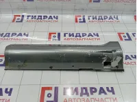 Накладка на порог задняя левая Kia Sorento (BL) 877713E000V9