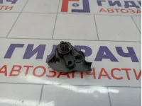 Кронштейн ручки открывания капота Kia Sorento (XM) 81180-2T000