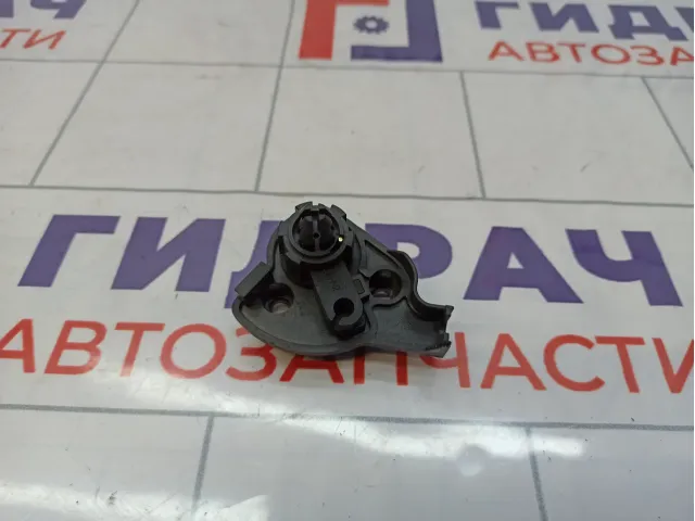 Кронштейн ручки открывания капота Kia Sorento (XM) 81180-2T000