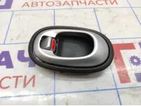 Ручка двери внутренняя правая Kia Soul 2 (PS) 82620B2000EQ. Царапины.