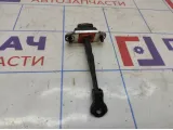 Ограничитель двери передней правой Kia Soul 2 (PS) 79390-B2000.