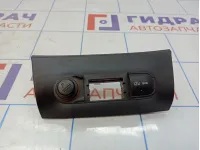 Накладка центральной консоли Kia Soul 2 (PS) 84621B2021CA. Прикуриватель.