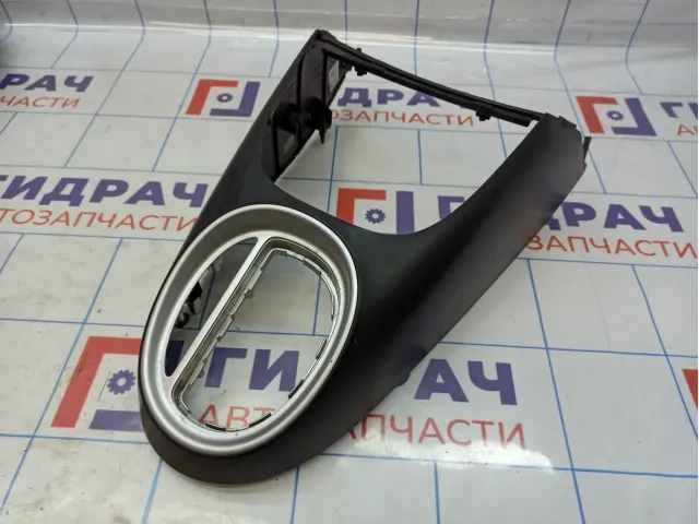 Накладка декоративная на кулису КПП Kia Soul 2 (PS) 84651B2000CA.
