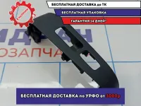 Накладка кнопки стеклоподъемника задняя правая Kia Soul 2 (PS) .