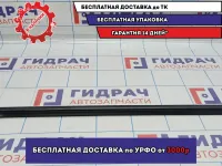 Накладка стекла переднего левого Kia Soul 2 (PS) 82210-B2000. Наружняя.