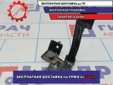 Крючок капота Kia Soul 2 (PS) 81140-B2000.