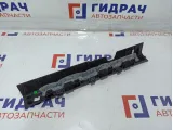 Накладка порога переднего правого внутренняя Kia Soul 2 (PS) 85881B2000EQ.