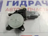 Моторчик стеклоподъемника заднего правого Kia Soul 824601M000
