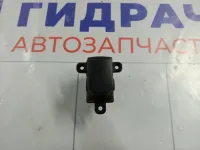 Кнопка стеклоподъемника заднего левого Kia Soul 4865201110