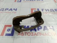 Суппорт тормозной (скоба) передний левый Kia Soul 581102K100