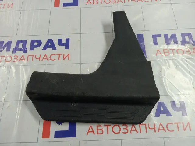 Накладка порога внутренняя задняя левая Kia Soul 858752K010WK