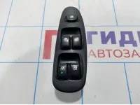 Блок управления стеклоподъемниками Kia Spectra (SD) 0K2N2-66350