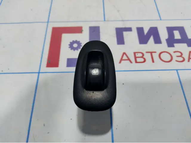 Кнопка стеклоподъемника Kia Spectra (SD) 0K2N1-66360D