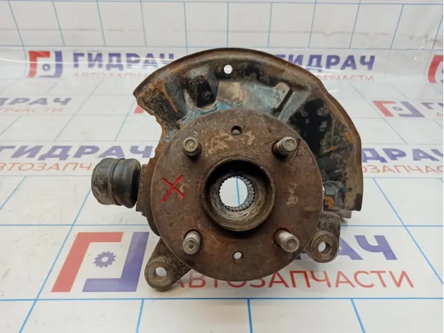 Кулак поворотный передний правый Kia Spectra (SD) 0K2C033021C
