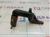 Кронштейн двигателя правый Kia Spectra (SD) 0K2N1-39030