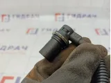 Датчик положения распредвала Kia Spectra (SD) 0K30E18131B