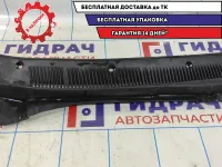 Решетка стеклооч. (планка под лобовое стекло) правая Kia Spectra .