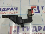 Кронштейн двигателя правый Kia Spectra 0K2N1-39030.