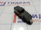 Блок управления стеклоподъемниками Kia Spectra (SD) 0K2N2-66350