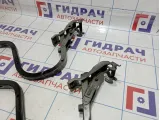 Петли крышки багажника Kia Spectra (SD)
