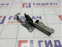 Петля капота правая Kia Spectra (SD) 0K2AA52410B