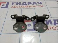 Петли двери передней левой Kia Spectra (SD)