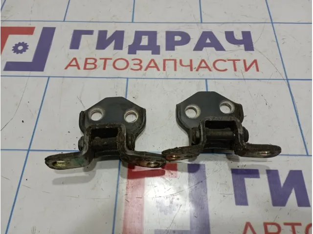 Петли двери передней правой Kia Spectra (SD)