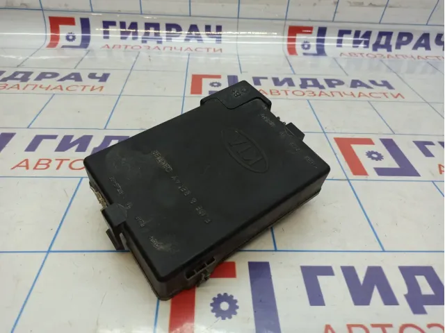 Крышка блока предохранителей Kia Spectra (SD)