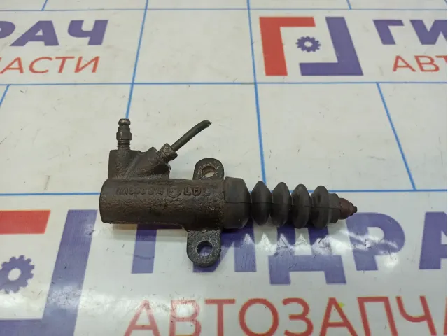 Цилиндр сцепления рабочий Kia Spectra (SD) 0K20141920A