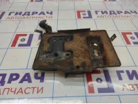 Крепление АКБ Kia Sportage (KM) 37150-2E000