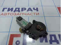 Моторчик стеклоподъемника левый Kia Sportage (KM) 98810-1F100