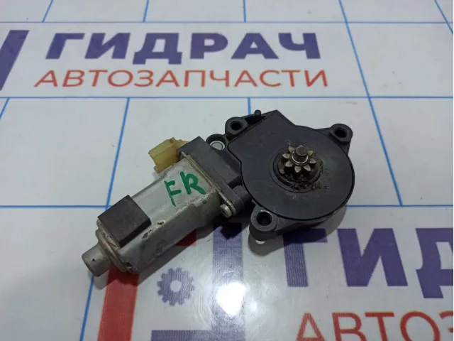 Моторчик стеклоподъемника правый Kia Sportage (KM) 98820-1F100