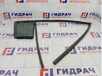 Стекло двери задней правой (форточка) Kia Sportage (SL) 834273U010A