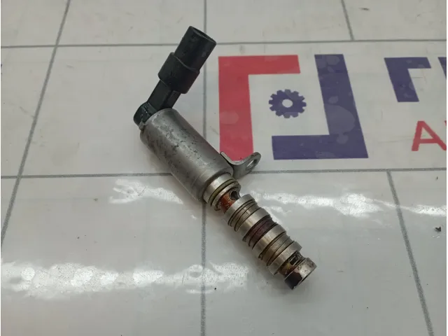 Клапан электромагнитный изменения фаз ГРМ Kia Sportage (SL) 243752E100