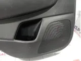 Обшивка двери задней левой Kia Sportage (QL) 83307F1000WK