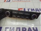 Блок управления климатической установкой Kia Sportage (QL) 97250-F1000-AK5