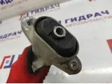 Опора двигателя задняя Kia Sportage 4 21959-D9000.