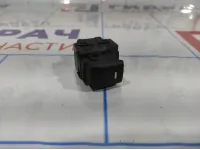 Кнопка стеклоподъемника Kia Sportage (SL) 935751H000. Задняя.