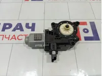 Моторчик стеклоподъемника переднего правого Kia Stinger 82460J5010